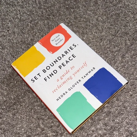 Books - Picture 3 of 8